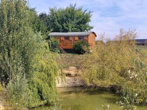 Φυσικό τοπίο κοντά σε αυτή η εξοχική κατοικία +20 φωτογραφίες
