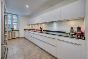 Photo de la galerie de l'établissement Bedroom 5 - Cosy and Chic - COLIVING, à Ferney-Voltaire