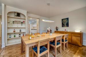 Photo de la galerie de l'établissement Bedroom 5 - Cosy and Chic - COLIVING, à Ferney-Voltaire