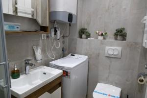 Koupelna v ubytování Apartman Sunce Lux N