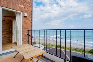 Pemandangan laut umum atau pemandangan laut yang diambil dari vila ini