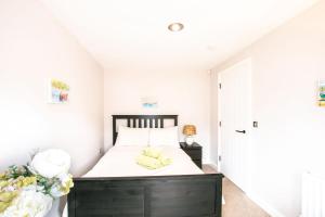 En eller flere senge i et værelse på Northern Hideaways, Orca House Beadnell + 45 billeder