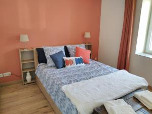 Postel nebo postele na pokoji v ubytování Vacation home in PNR Haute-Vienne Perigord