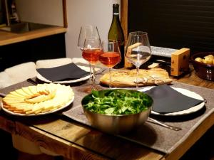 Galeriebild der Unterkunft Suite Balneo Les Boutons d'or Font Romeu in Font-Romeu