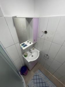 Phòng tắm tại La Casuta Marginea