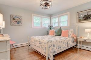 Imagem da galeria de Retro Chic Vibes By The Beach em Middletown