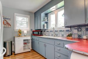 Imagem da galeria de Retro Chic Vibes By The Beach em Middletown