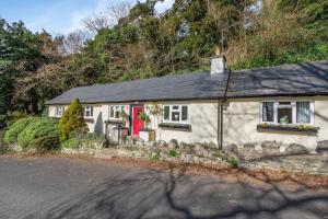 Hoone, kus puhkemaja asub