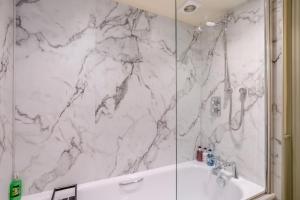 Vannituba majutusasutuses Sunrise Cottage +14 fotot