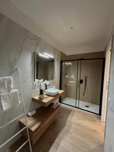 A bathroom at Beta Suite