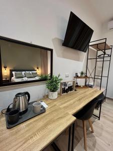 A kitchen or kitchenette at Beta Suite