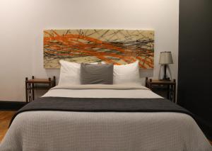 Galeriebild der Unterkunft Historical Studio Apartment with Unique Capital View in Lansing