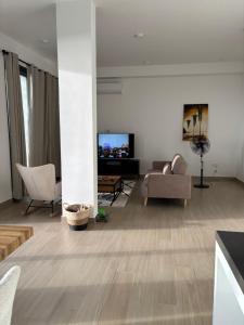 Galeriebild der Unterkunft Stunning Oceanview 2B Waterfront Apartement in Bijilo + 29 Fotos