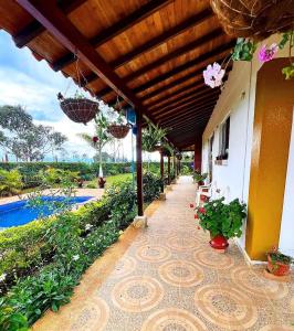 Πισίνα στο ή κοντά στο Mesa de los santos Casa campestre La Victoria