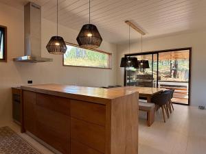 Fotografie z fotogalerie ubytování Comfortable and modern house mts from the sports sector v destinaci Pinamar