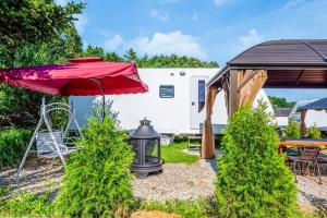 Zahrada ubytování Daebudo Yeonghungdo Sanchon Caravan + 28 fotografií