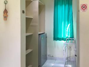 Ένα μπάνιο στο Pondok Mesari Padma Legian RedPartner