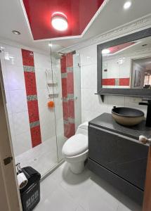 Ένα μπάνιο στο Apartamento central y espacioso