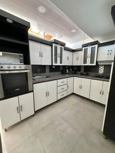 Η κουζίνα ή μικρή κουζίνα στο Apartamento central y espacioso
