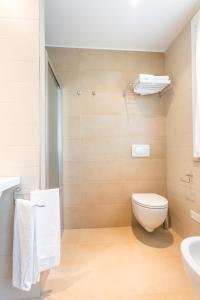 A bathroom at Hotel Villa Ombrosa