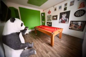 Η αίθουσα παιχνιδιών του Hullidays 4 bed Hessle House