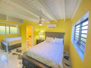 Gallery image of Luxury 2Bed 2Bath Condo In Downtown Red Hook in Nazareth +18 photos