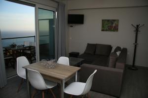 ロダキノにあるAkrotiri Panorama - luxury apartments with sea viewのギャラリーの写真