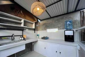 Bilik mandi di Little Farm House