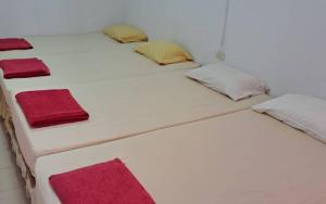 Fotografie z fotogalerie ubytování Kohchang Honeymoon Beach Resort v destinaci Ban Chek Bae (1)