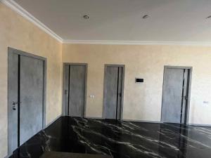Φωτογραφία από το άλμπουμ του Уютная комната посуточно в большом центре Еревана σε Yerevan