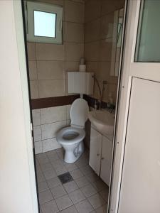 Bilik mandi di Garden Tiny House