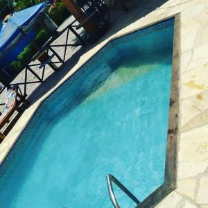 vista sulla piscina di Pousada Santa Luzia a Luis Correia