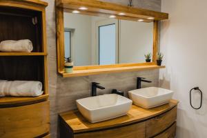 Imagen de la galería de Les Villas 400 - SPA - jusqu'à 8 personnes, en Saint-Pierre