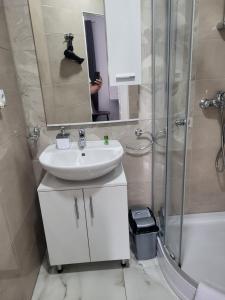 Ένα μπάνιο στο Apartman D&D