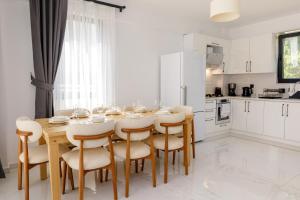 Η κουζίνα ή μικρή κουζίνα στο Holiday Villa Mila