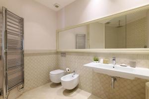 O baie la Sweett- Maison Laghetto +5 fotografii