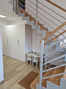 Φωτογραφία από το άλμπουμ του Linden Retreat Apartments with Sauna σε Spodnje Mestinje