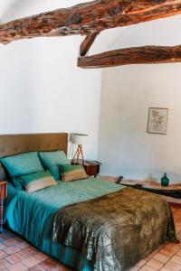 Giường trong phòng chung tại La Grange aux Moines +102 ảnh