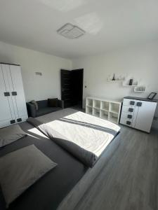 Ένα ή περισσότερα κρεβάτια σε δωμάτιο στο Stylish house terrace and garage