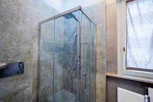 Ένα μπάνιο στο La Maison Des Artistes GG ART