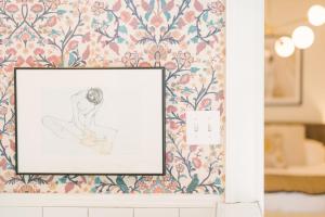 Ảnh trong thư viện ảnh của Historic Gem 4 BR with POOL walk to all hotspots ở Nashville