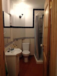 Um banheiro em Sintra Small Hostel
