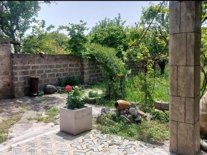 Φωτογραφία από το άλμπουμ του Doghs Dacha σε Vagharshapat +9 φωτογραφίες