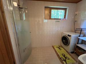 Et badeværelse på Crickhollow + 13 billeder