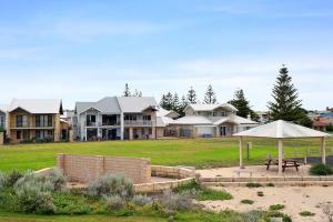 Το κτήριο όπου στεγάζεται  το διαμέρισμα