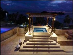 Gallery image of Best Waterfront Whale View King Bed studio 