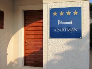 Certifikát, hodnocení, plakát nebo jiný dokument vystavený v ubytování Tower Suites Korcula