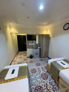 Dapur atau dapur kecil di فندق سيوف الشهداء