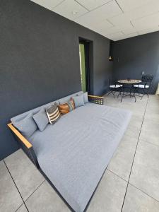 Posezení v ubytování Locarno neue moderne Ferienwohnung Due Terrazze