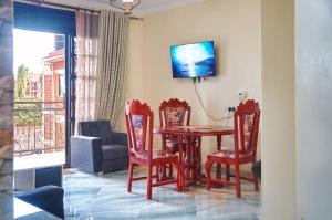 Gallery image of Zion Apartments in Bwebajja +23 photos